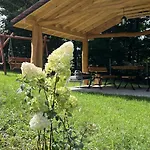 W Lesie Sauna I Goraca Balia Wellness&spa * Grybow