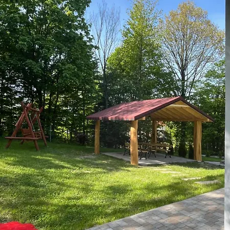 W Lesie Sauna I Goraca Balia Wellness&spa