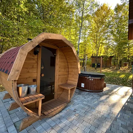 W Lesie Sauna I Goraca Balia Wellness&spa Grybow