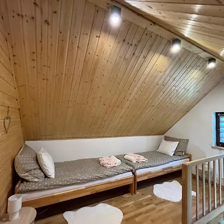 W Lesie Sauna I Goraca Balia Wellness&spa Horská chata *