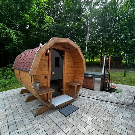 W Lesie Sauna I Goraca Balia Wellness&spa * Grybow