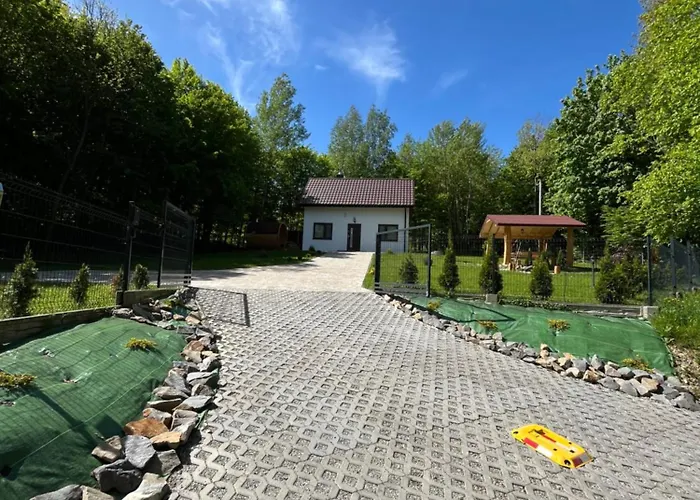 W Lesie Sauna I Goraca Balia Wellness&spa Chalet